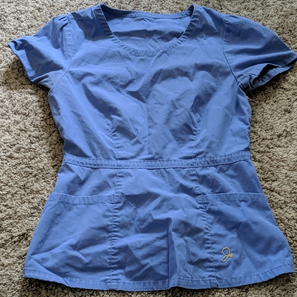 Jaanuu scrub top